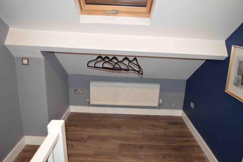 Unique 4 Bed House In Derby Perfect For Contractors And Families 빌라 외부 사진