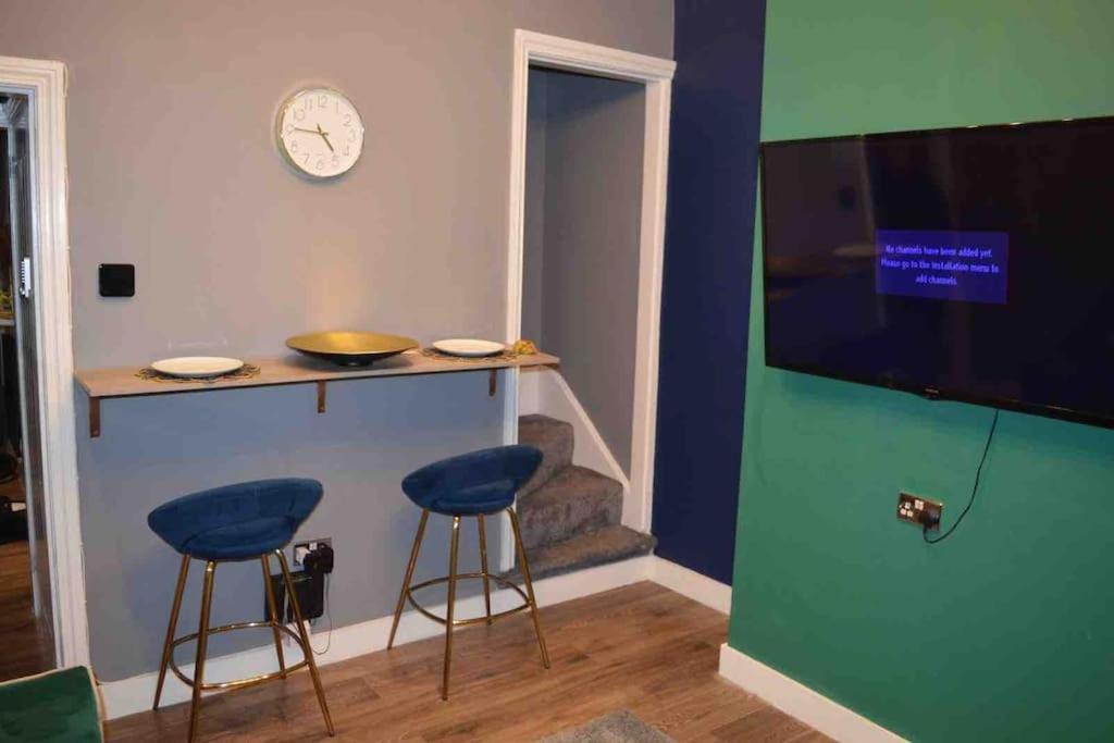 Unique 4 Bed House In Derby Perfect For Contractors And Families 빌라 외부 사진